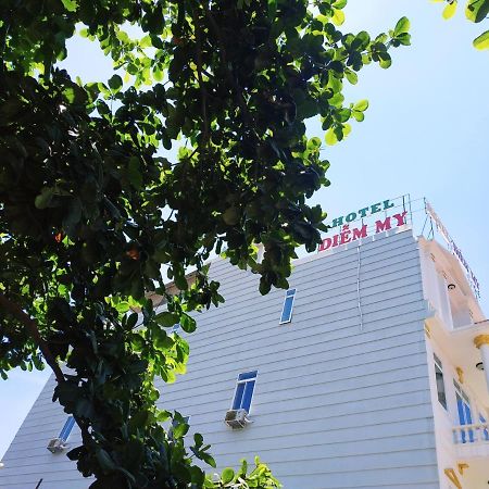 Hotel Diem My Куинён Экстерьер фото